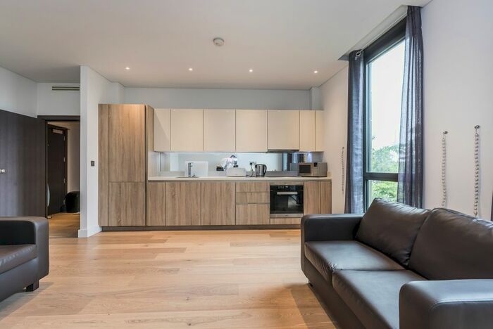 2 Bedroom Flat To Rent In Upper Richmond Road, London, SW15