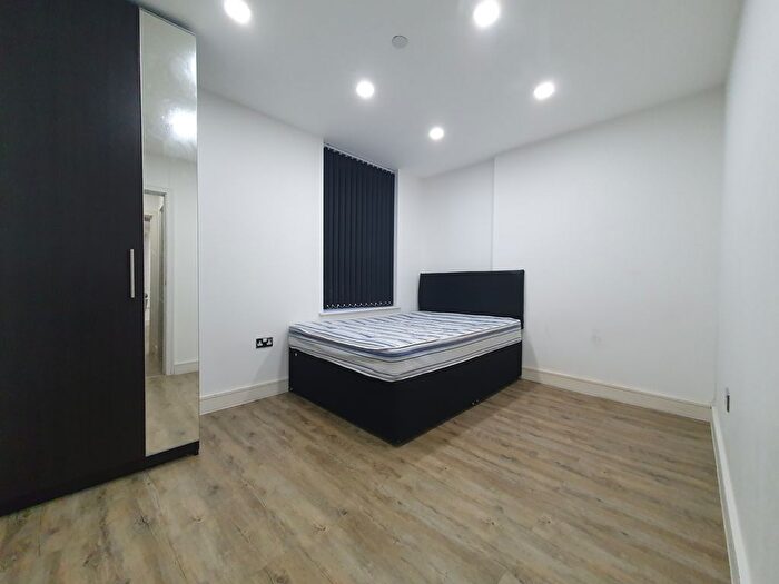 1 Bedroom Flat To Rent In , Claude Road, Cardiff, CF24