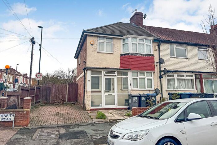 3 Bedroom End Of Terrace House For Sale In Penrith Road, Thornton Heath, Surrey, CR7