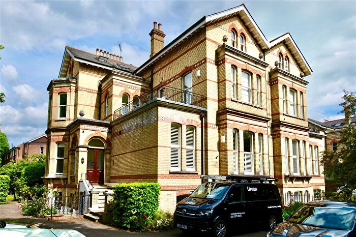 2 Bedroom Flat For Sale In Riverdale Road, East Twickenham, TW1