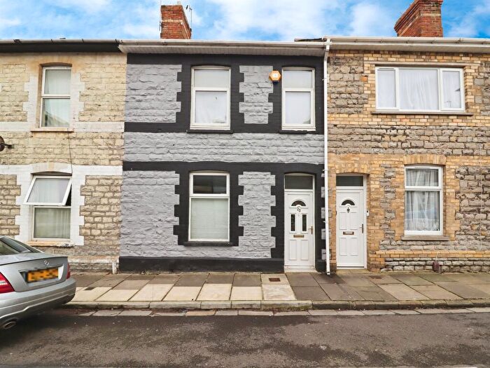 2 Bedroom Terraced House For Sale In Lombard Street, Barry, CF62