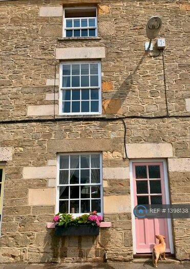 3 Bedroom Terraced House To Rent In Rope Walks, Bridport, DT6