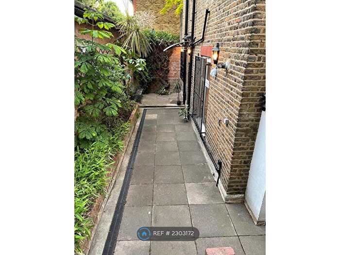 1 Bedroom Flat To Rent In Finsbury Park, London, N4