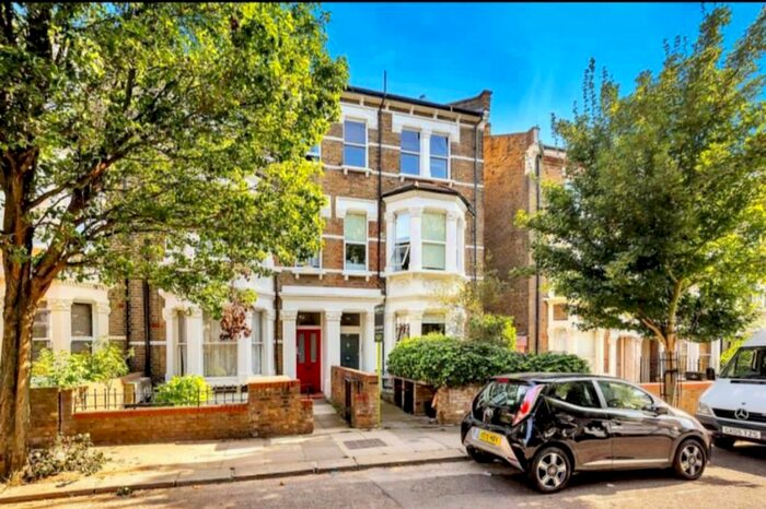 2 Bedroom Flat To Rent In Bradiston Road, London, W9