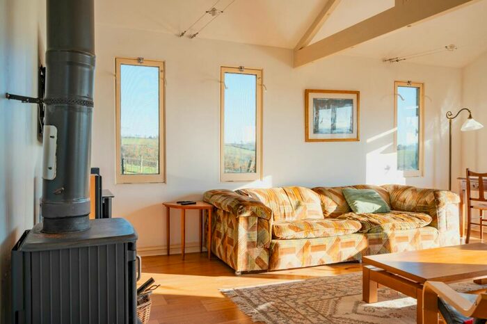 1 Bedroom Property To Rent In Eastington, Lapford, EX17