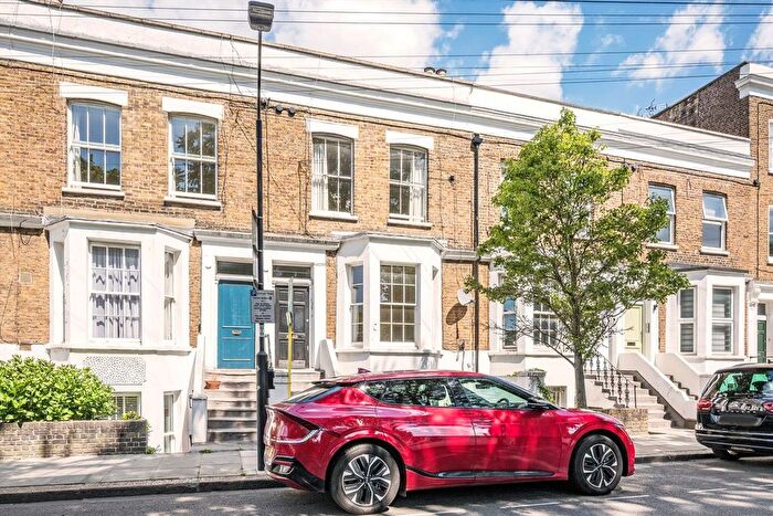 1 Bedroom Flat To Rent In Bramber Road, West Kensington, W14