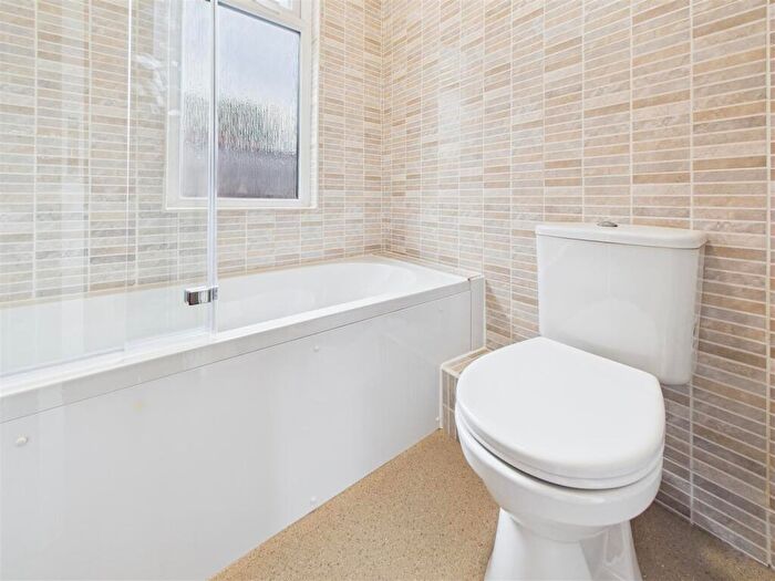 3 Bedroom Terraced House To Rent In Hollis Road Stoke Coventry West Midlands, CV3