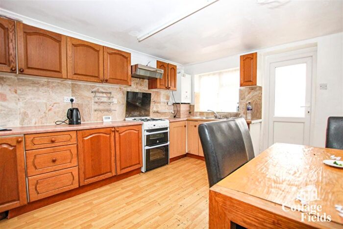 3 Bedroom Property To Rent In Mayfield Road, London, E4