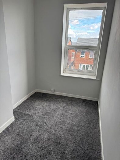 2 Bedroom End Of Terrace House To Rent In Spring Street, Rishton, BB1
