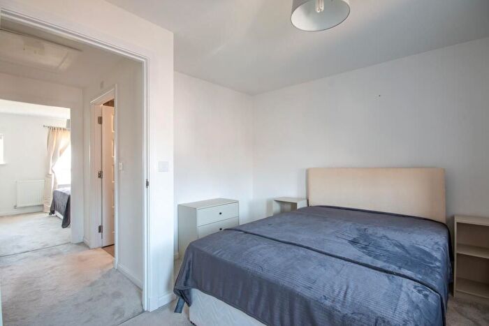 2 Bedroom Terraced House To Rent In Fireclay Walk, Edinburgh, EH15