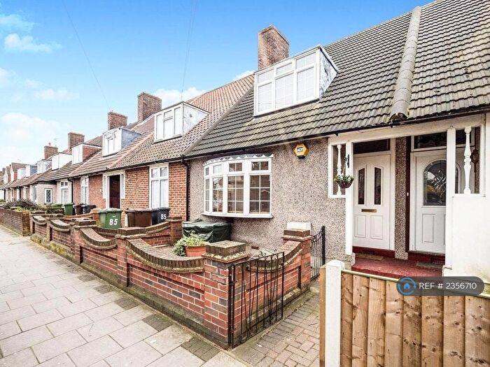 2 Bedroom Terraced House To Rent In Hedgemans Road, Essex, RM9
