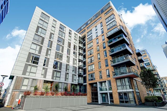 2 Bedroom Flat For Sale In Dowells Street, London, SE10