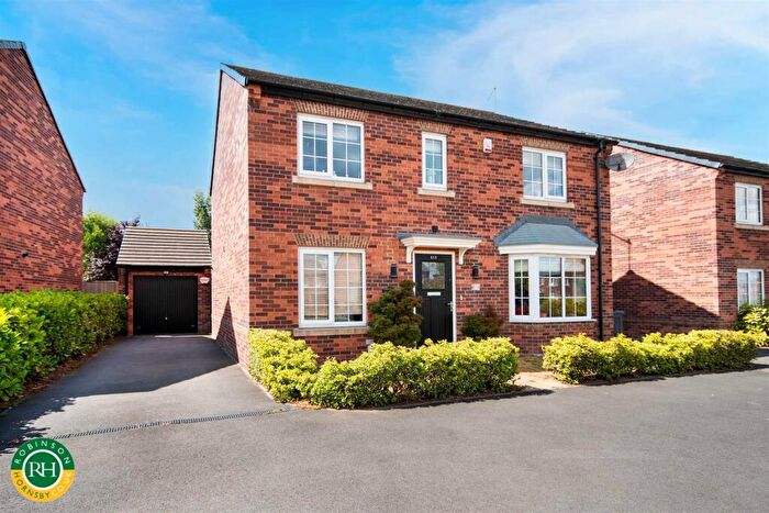 4 Bedroom Detached House For Sale In West End Lane, New Rossington, Doncaster, DN11