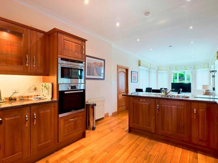 5 Bedroom Detached House To Rent In Cedar Lodge, Lanark, ML11
