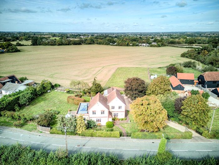 4 Bedroom Detached House For Sale In Ongar Road, Writtle, CM1