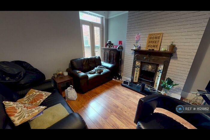 5 Bedroom Terraced House To Rent In Kirby Road, Leicester, LE3