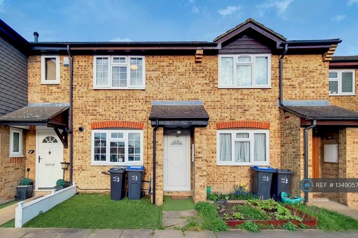 3 Bedroom Terraced House To Rent In Goodwin Close, Mitcham, CR4