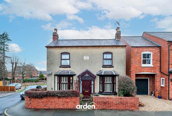 4 Bedroom Detached House For Sale In New Road, Astwood Bank, B96