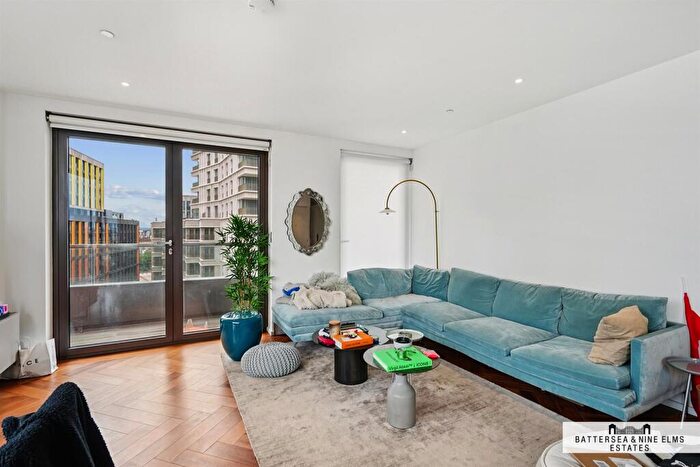 2 Bedroom Apartment For Sale In Ambassador Building, Embassy Gardens, SW11