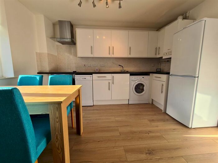 2 Bedroom Flat To Rent In Coppers Court, Ferrars Road, Huntingdon, PE29