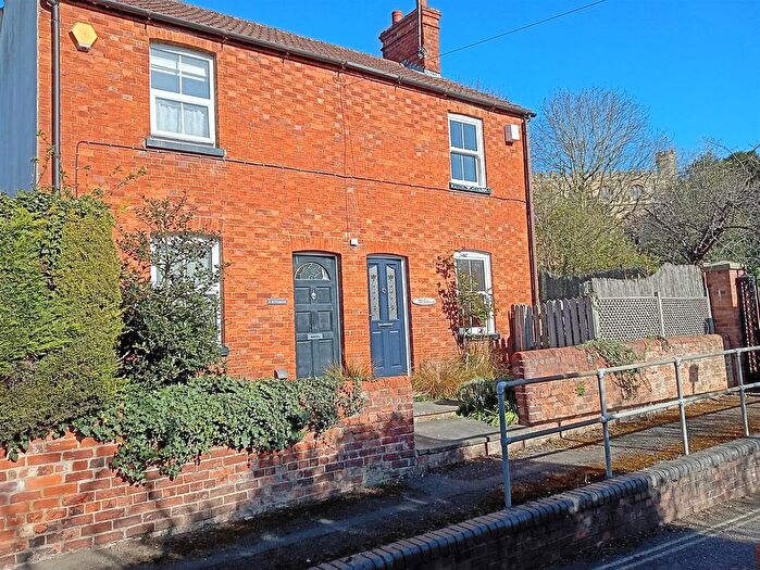 2 Bedroom Property For Sale In Riverside, Newport Pagnell, MK16