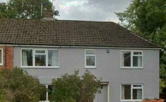 2 Bedroom Maisonette To Rent In Fairholmes, DE4