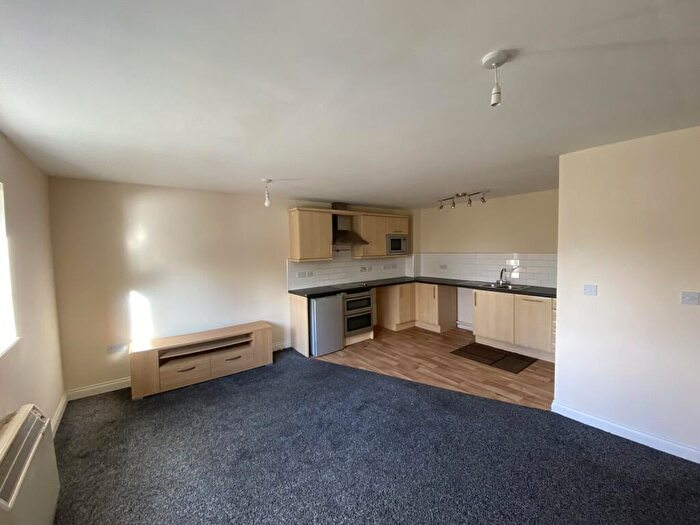 2 Bedroom Apartment To Rent In Park Lodge, Beardwood, BB2