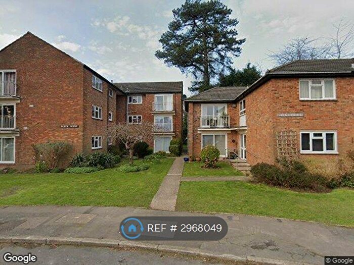 2 Bedroom Flat To Rent In Birch House, East Grinstead, RH19