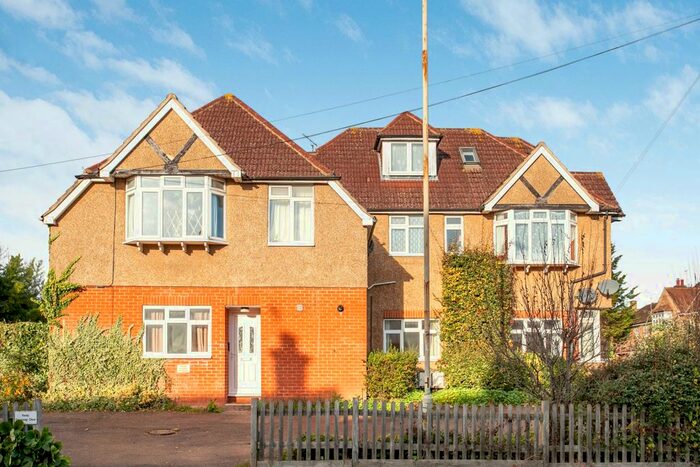 2 Bedroom Flat To Rent In Sandridge Road, St.Albans, AL1