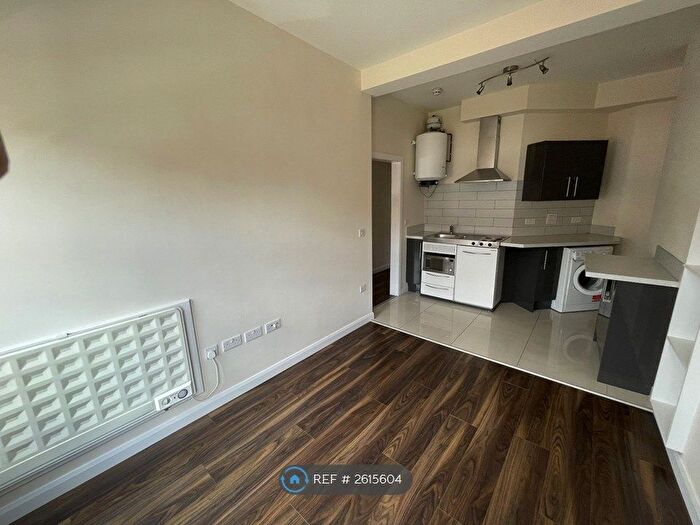 1 Bedroom Flat To Rent In Muswell Hill Broadway, London, N10