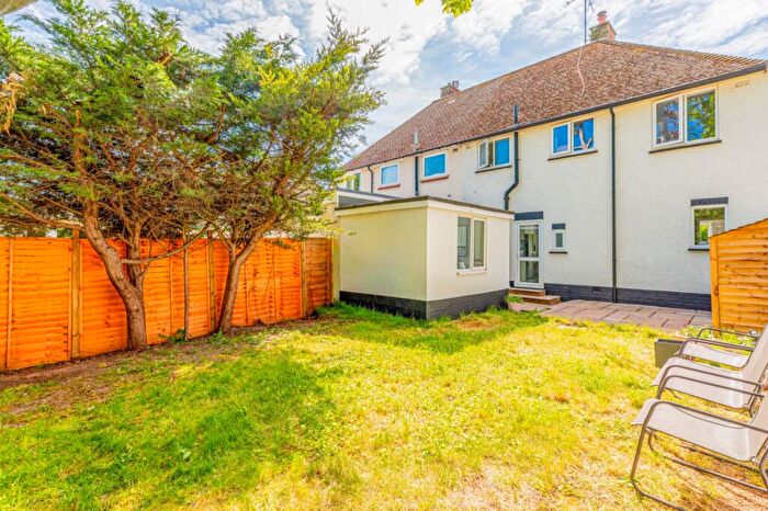 3 Bedroom Semi-Detached House For Sale In Laburnum Grove, Newbury, Berkshire, RG14
