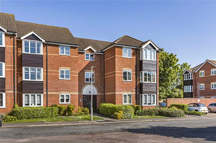 1 Bedroom Apartment For Sale In The Springs, Hertford, Hertfordshire, SG13