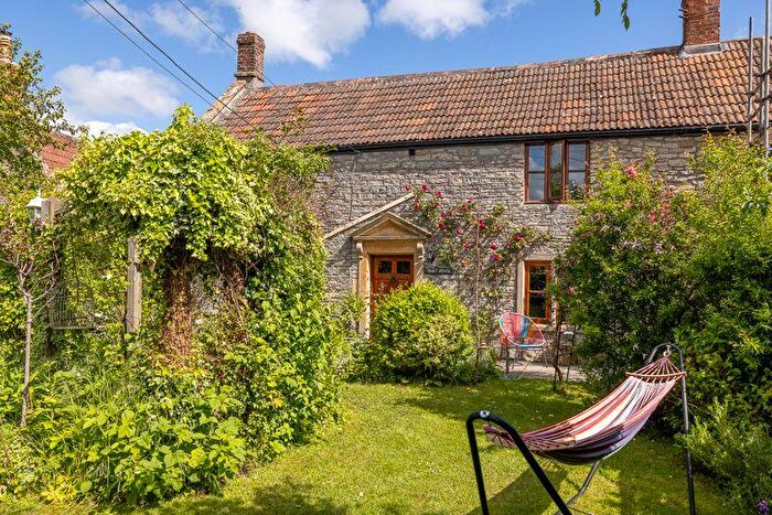 3 Bedroom Semi Detached House For Sale In Charming Period Cottage In Pilton, BA4