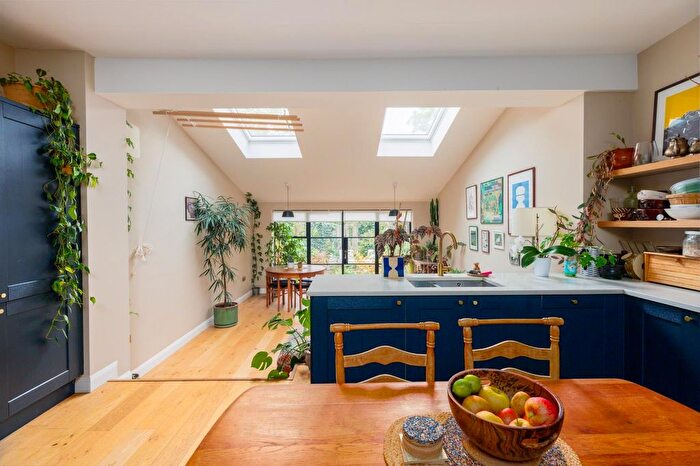 3 Bedroom Terraced House For Sale In Essery Road, Greenbank, BS5