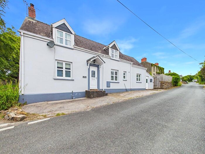 3 Bedroom Detached House For Sale In Front Street, Rosemarket, SA73
