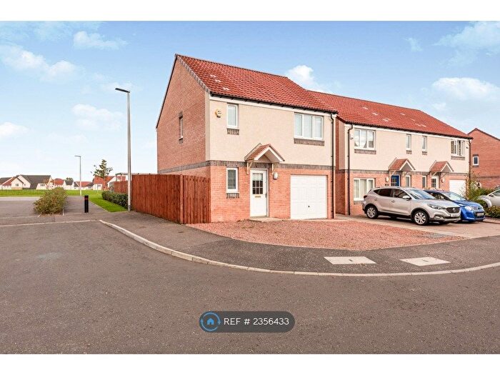 3 Bedroom Detached House To Rent In Rankin Drive, Falkirk, FK2