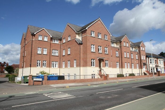 2 Bedroom Flat To Rent In The Strand, London Road, Gloucester, GL1