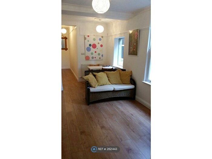 1 Bedroom Flat To Rent In Northfields, London, W13