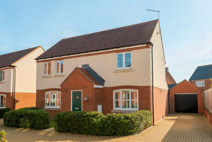 4 Bedroom Detached House For Sale In Baths Road, Didcot, OX11