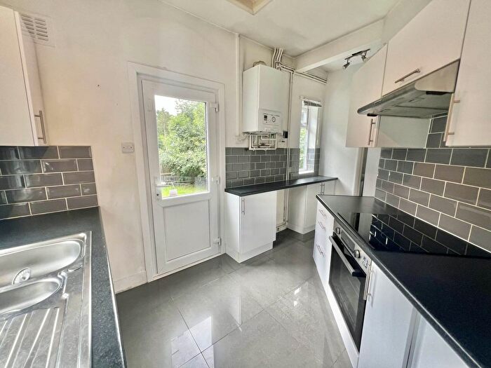 2 Bedroom Detached Bungalow For Sale In Weald Road, South Weald, Brentwood, CM14