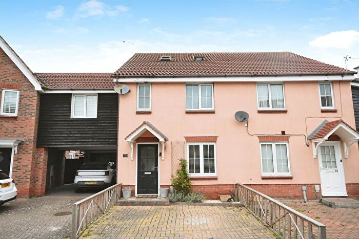 4 Bedroom Semi Detached House For Sale In Clay Pits, Braintree, CM7