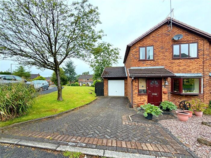 3 Bedroom Semi-Detached House For Sale In Dovedale Court, Glossop, Derbyshire, SK13