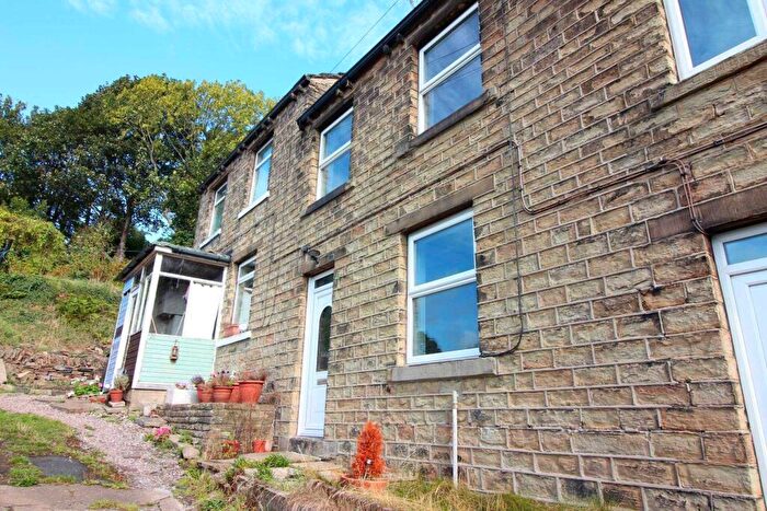 2 Bedroom Terraced House To Rent In North Road, Kirkburton, HD8