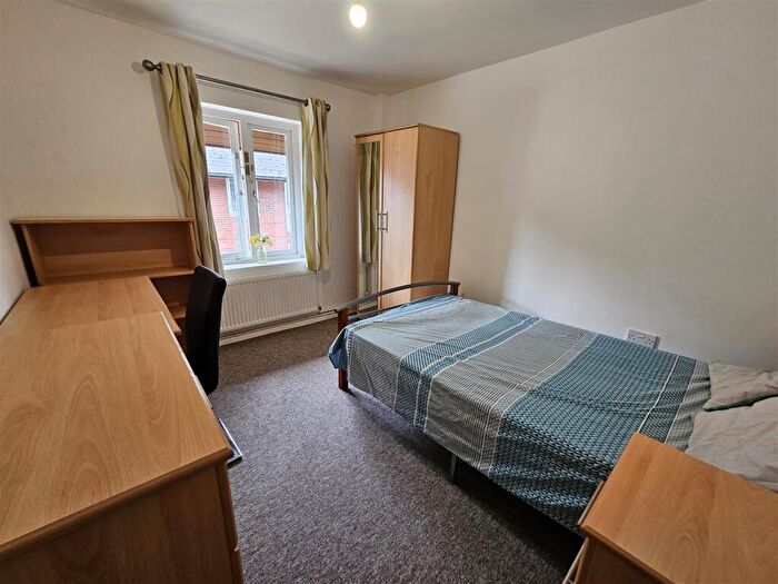 1 Bedroom Flat To Rent In Rooms Available At The Forum, Tiverton Way, Cambridge, CB1