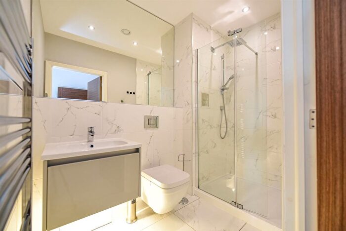 3 Bedroom Flat For Sale In Ivy Park Road, Sheffield, S10