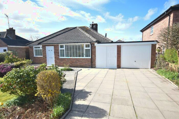 2 Bedroom Detached Bungalow To Rent In Waterford Drive, Little Neston, CH64