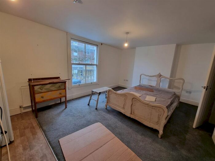 Property To Rent In Buckingham Street, Aylesbury, HP20