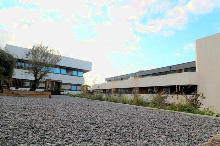 2 Bedroom Apartment To Rent In Deepdene House, Hopewood Park, RH5