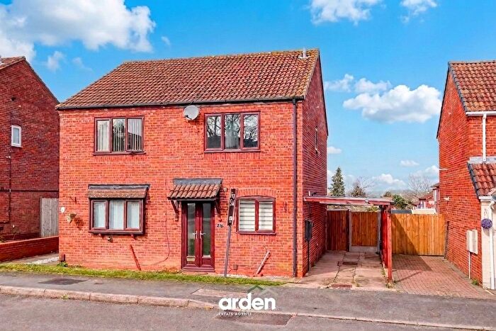 2 Bedroom Semi-Detached House For Sale In Sheepcroft Close, Redditch, B97