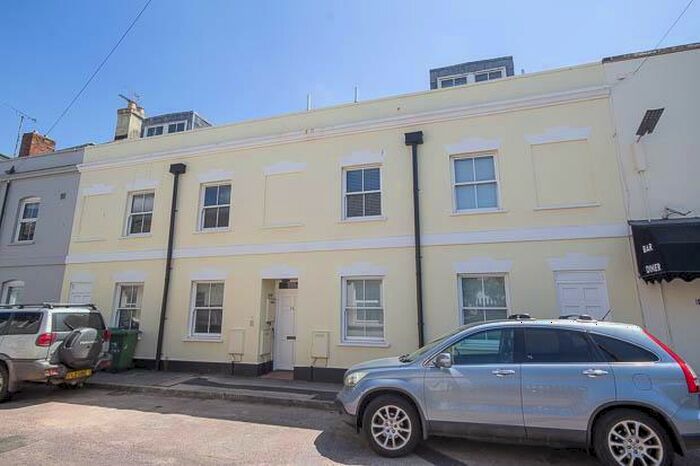 2 Bedroom Apartment To Rent In Bennington Street, Cheltenham, GL50